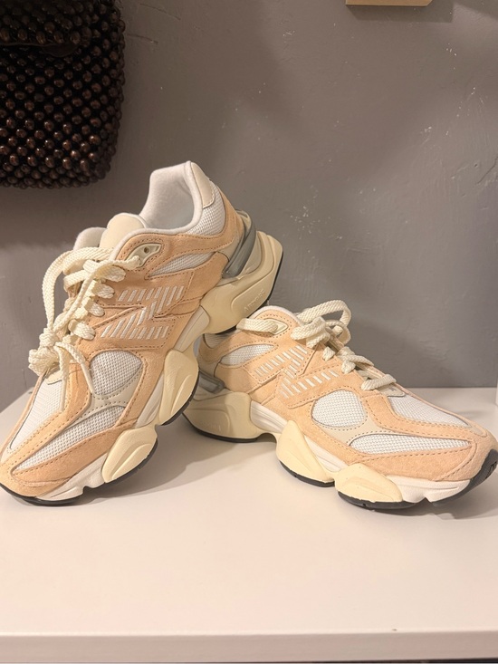 New Balance Shoes - New Balance Women's Cream and Beige Chunky Sneakers